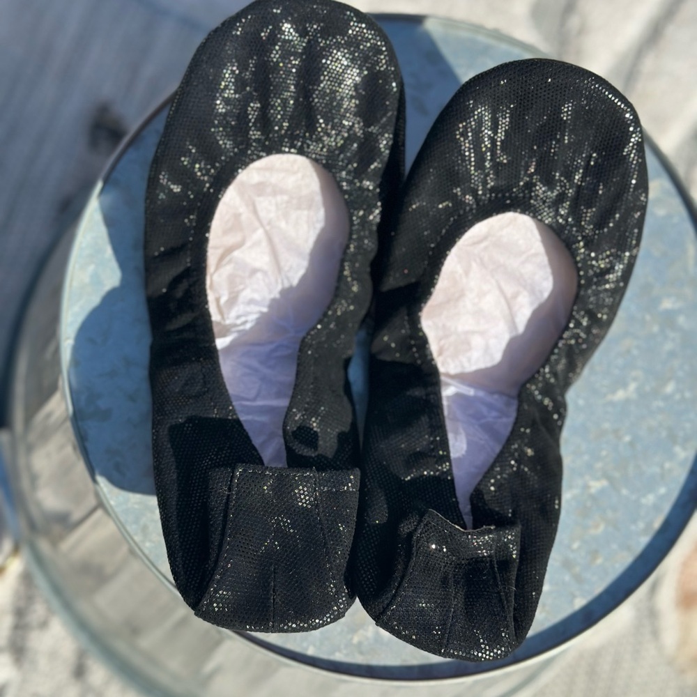 Midnight shimmer the storehouse foldable ballet flats, size 9